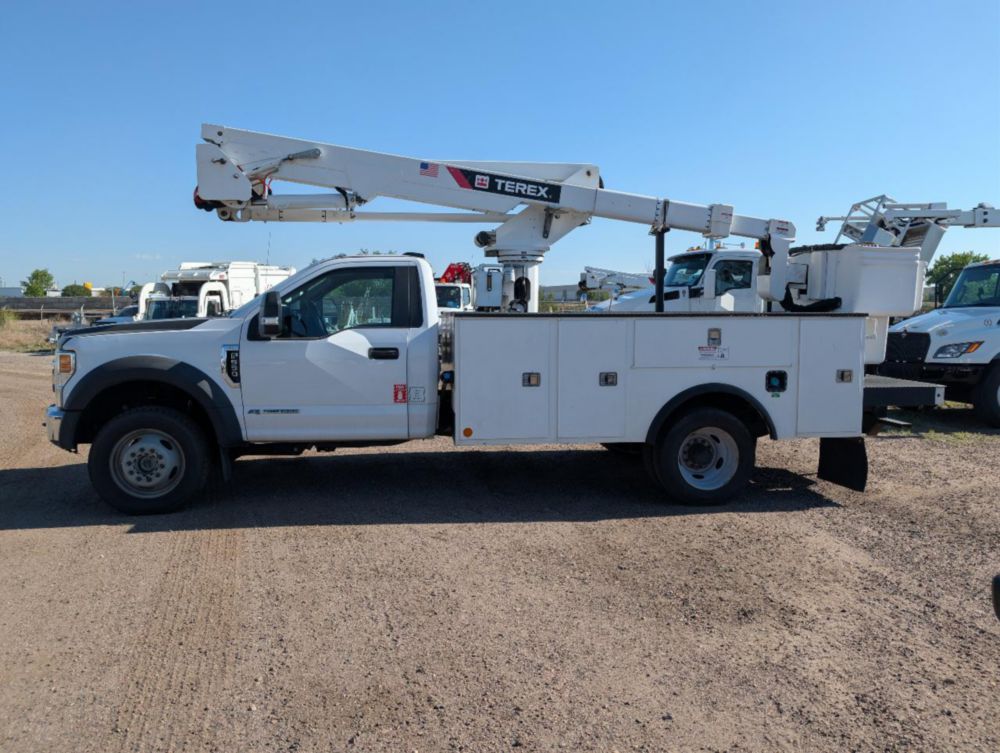 2020 Ford F-550 4x4 Terex LT-40 Bucket Truck