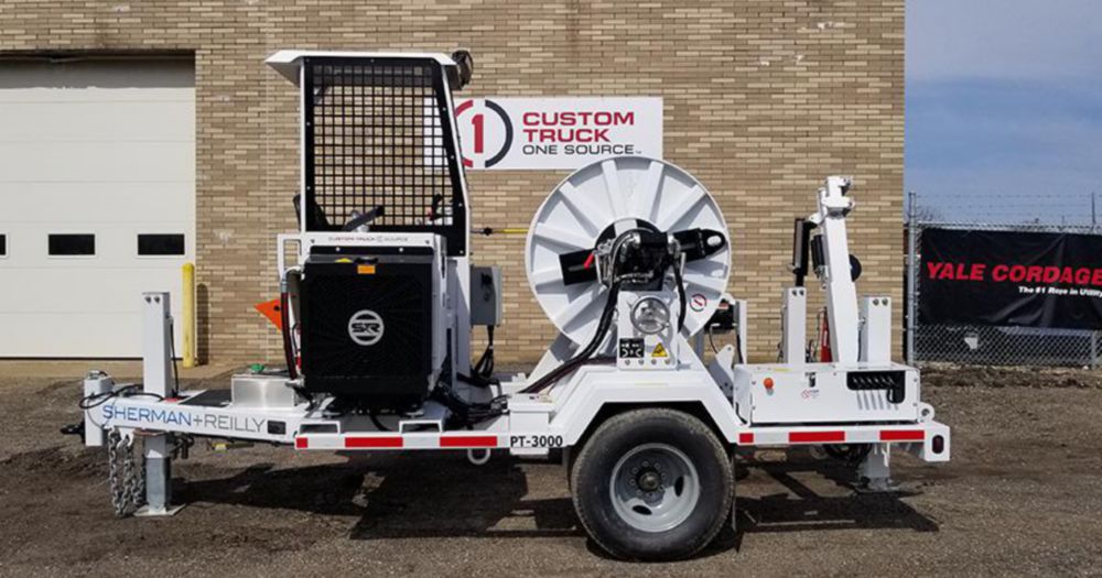 3,000 lbs 7,500 ft of 5/8 in rope Single Drum Puller