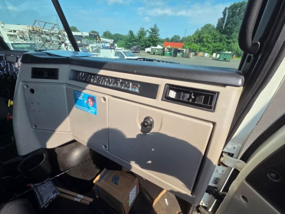 2019 WESTERN STAR 4700 6x4 Palfinger EPSILON M13A80 Hi-Rail Grapple Truck