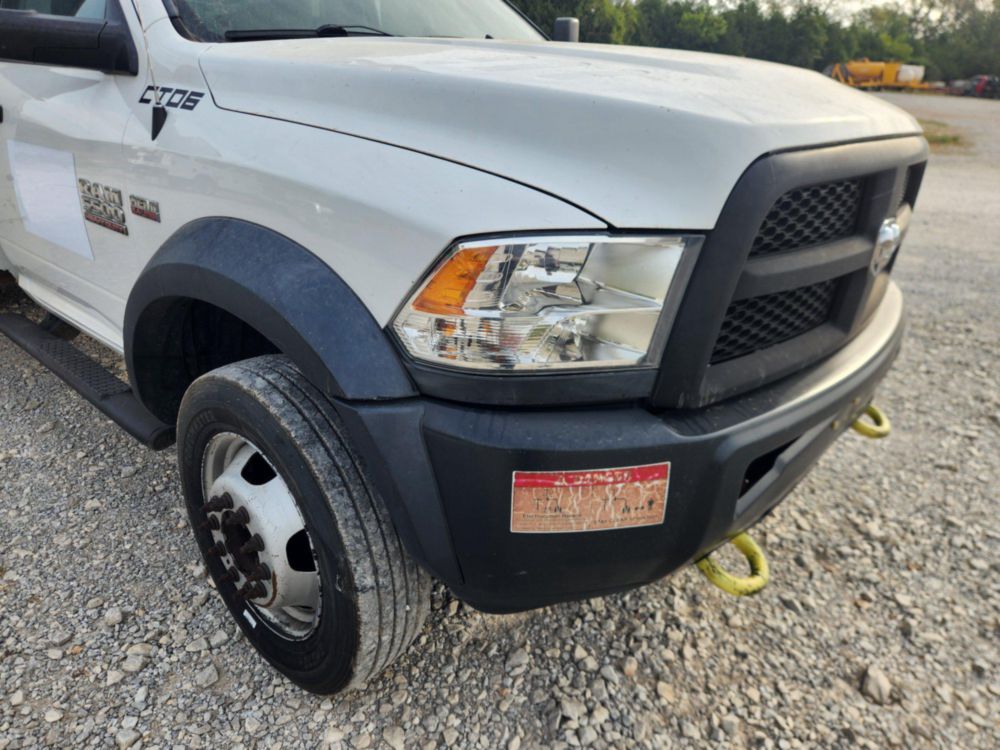 2017 Dodge Ram 5500 Versalift SST-40EIH-01 Bucket Truck