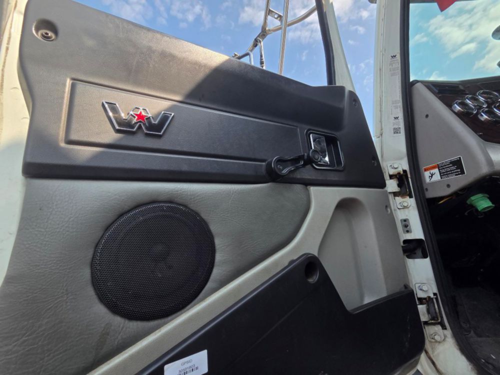 2019 WESTERN STAR 4700 6x4 Palfinger EPSILON M13A80 Hi-Rail Grapple Truck