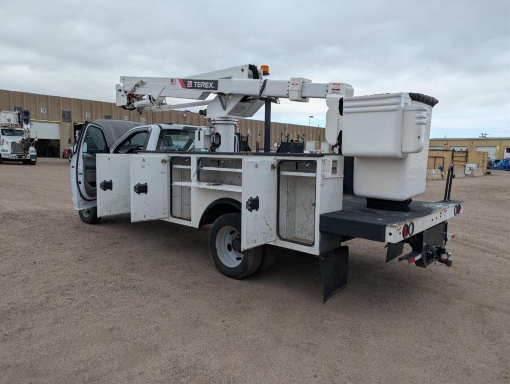 2020 Ford F-550 4x4 Terex LT-40 Bucket Truck
