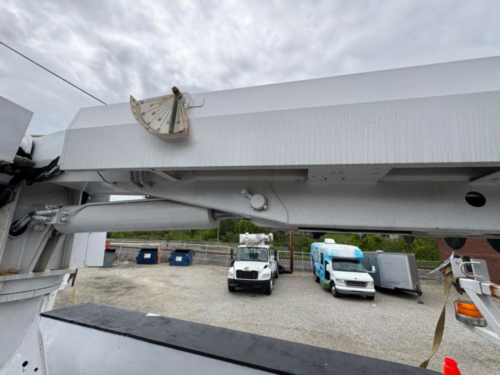 2017 Freightliner M2 Altec DC-47 T Digger Derrick Truck