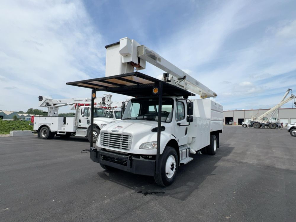 2018 Freightliner M2106 4x2 Versalift VO-270-REV Bucket Truck