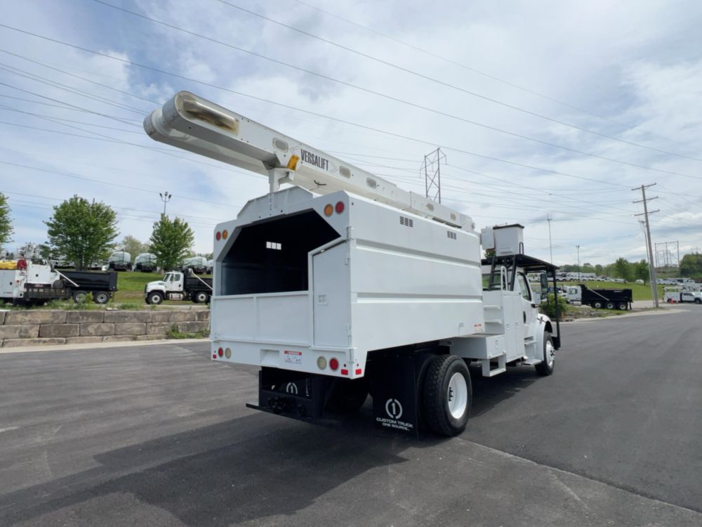 2018 Freightliner M2106 4x2 Versalift VO-270-REV Bucket Truck