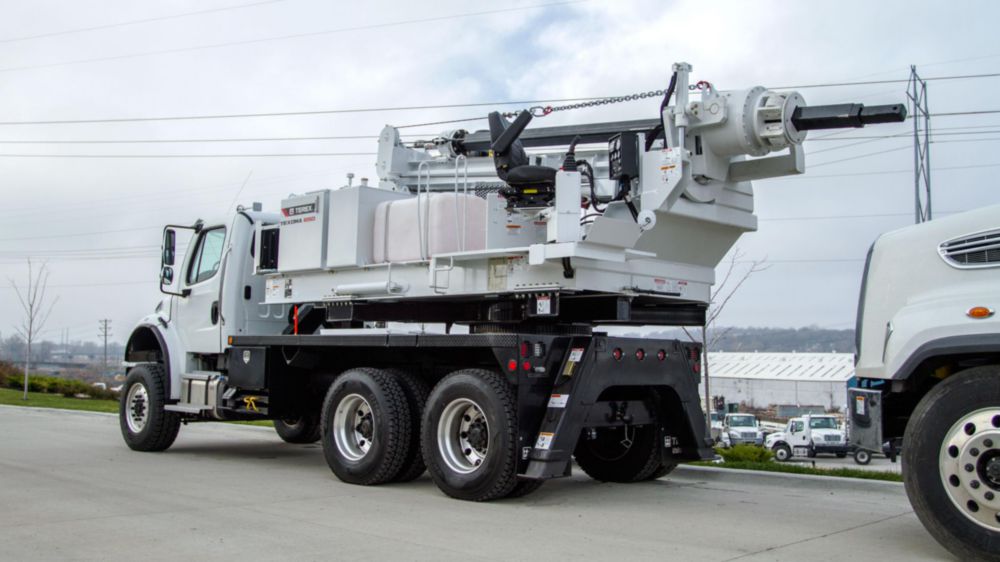43 ft 32,000 ft-lb Pressure Digger