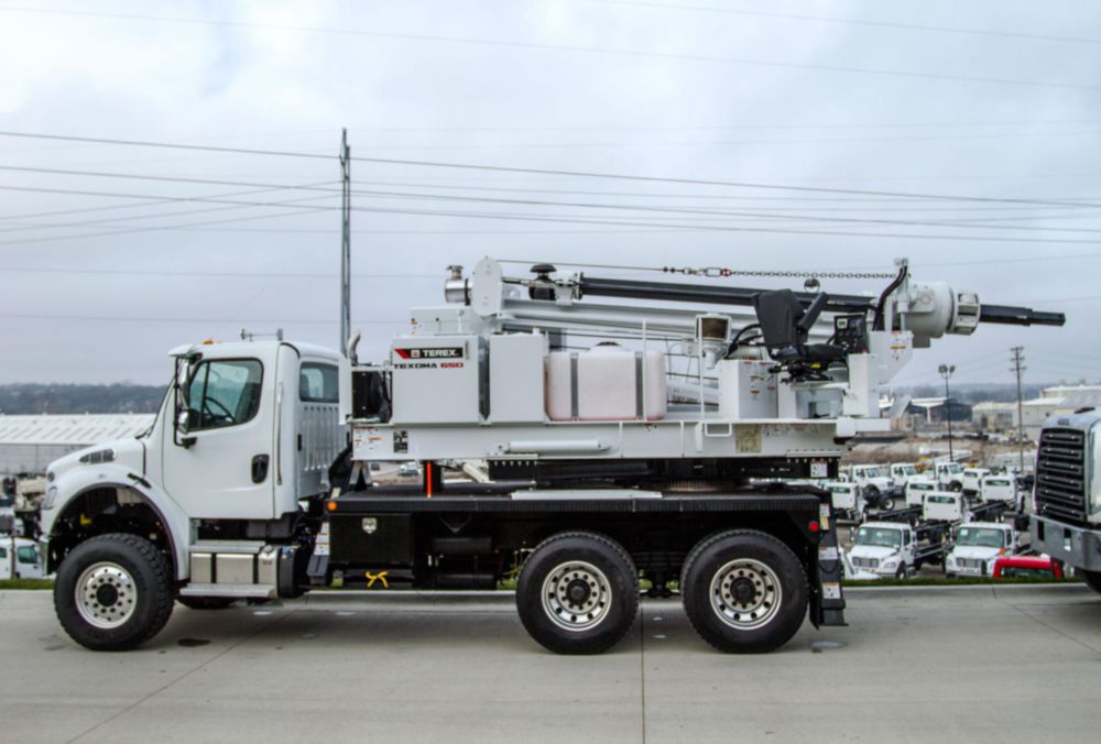 43 ft 32,000 ft-lb Pressure Digger