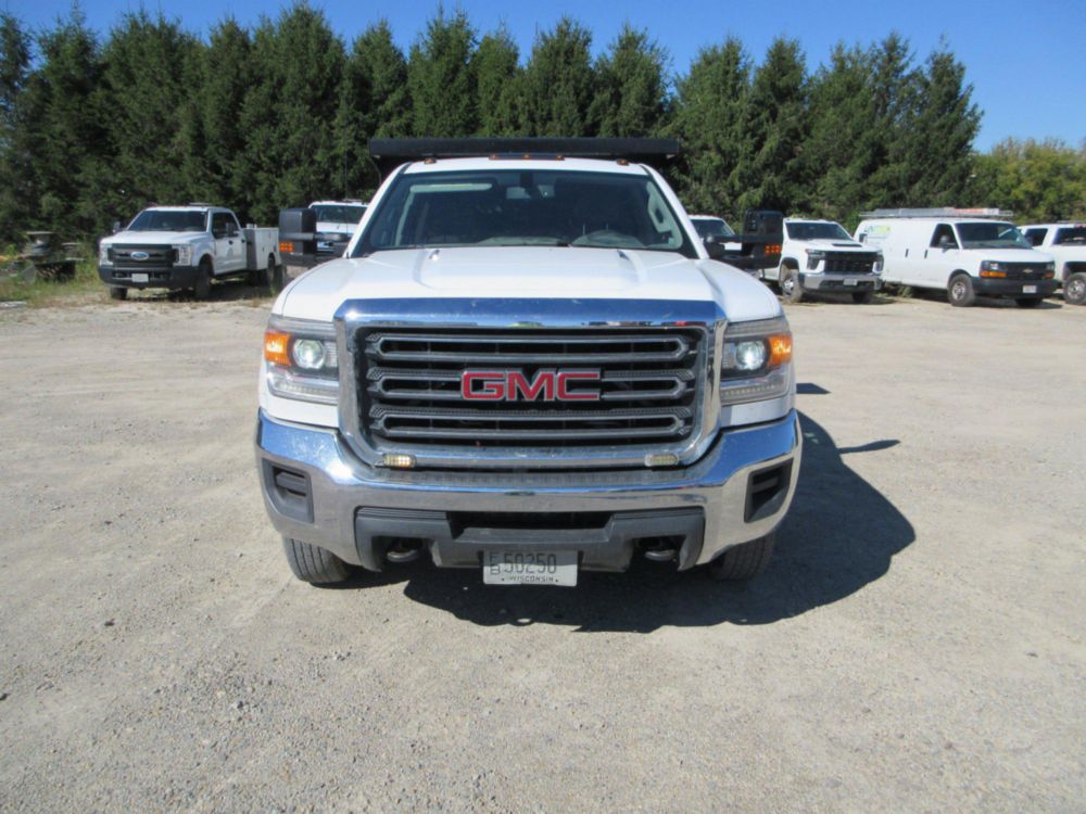 2016 GMC Sierra 3500 4x4 Crew Cab Dump Truck