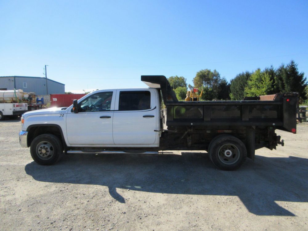2016 GMC Sierra 3500 4x4 Crew Cab Dump Truck