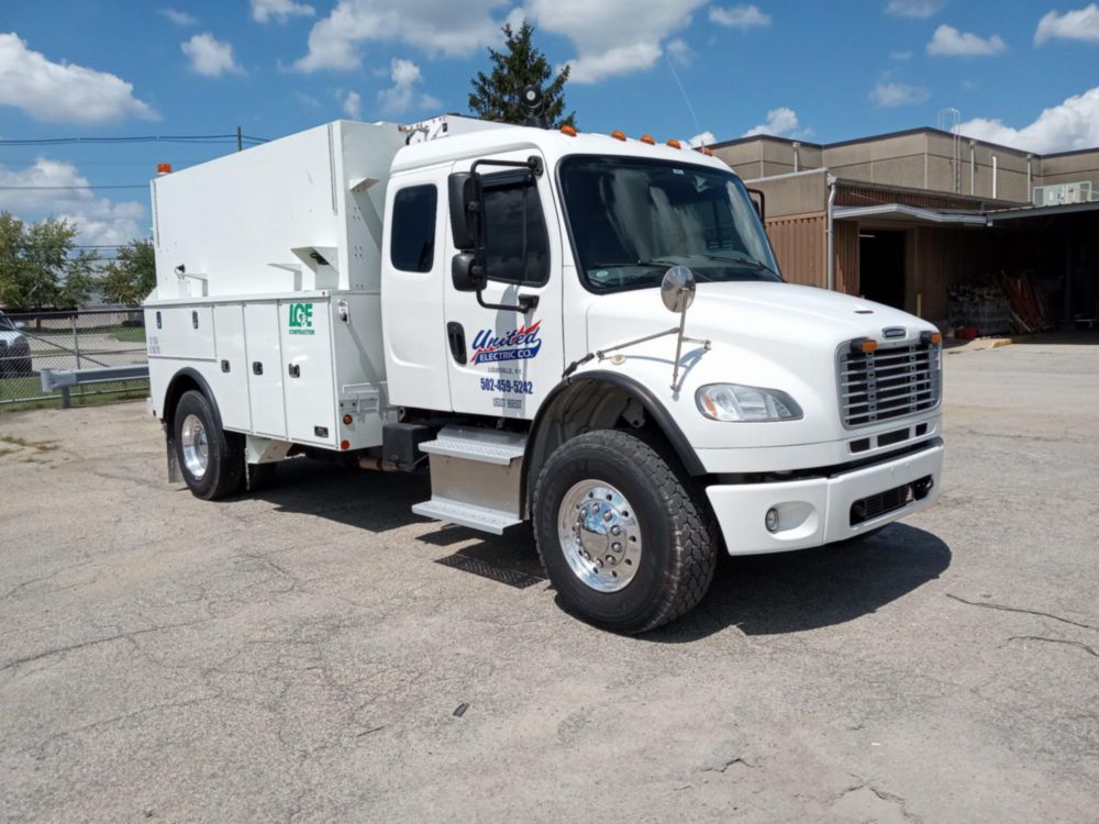 2014 Freightliner M2 4x2 Service Truck