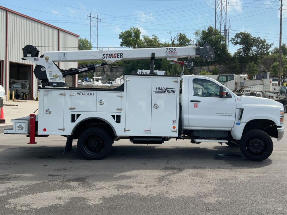 2023 Chevrolet 5500 4x4 Load King Voyager 1 Service Truck w/ Stinger 7526 Crane