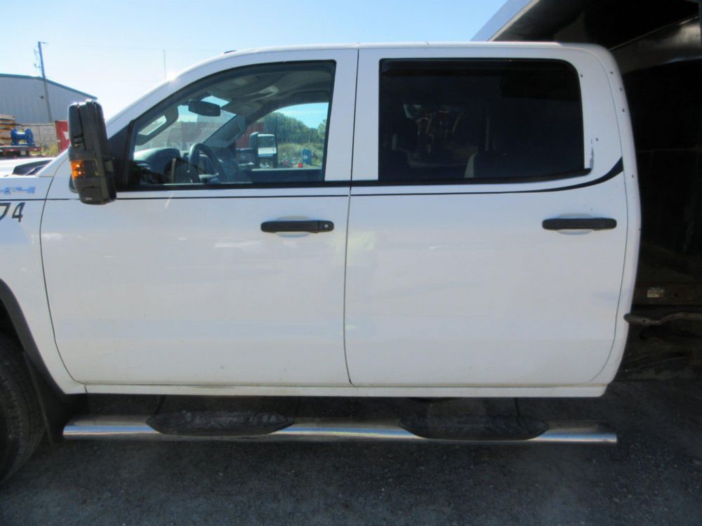 2016 GMC Sierra 3500 4x4 Crew Cab Dump Truck
