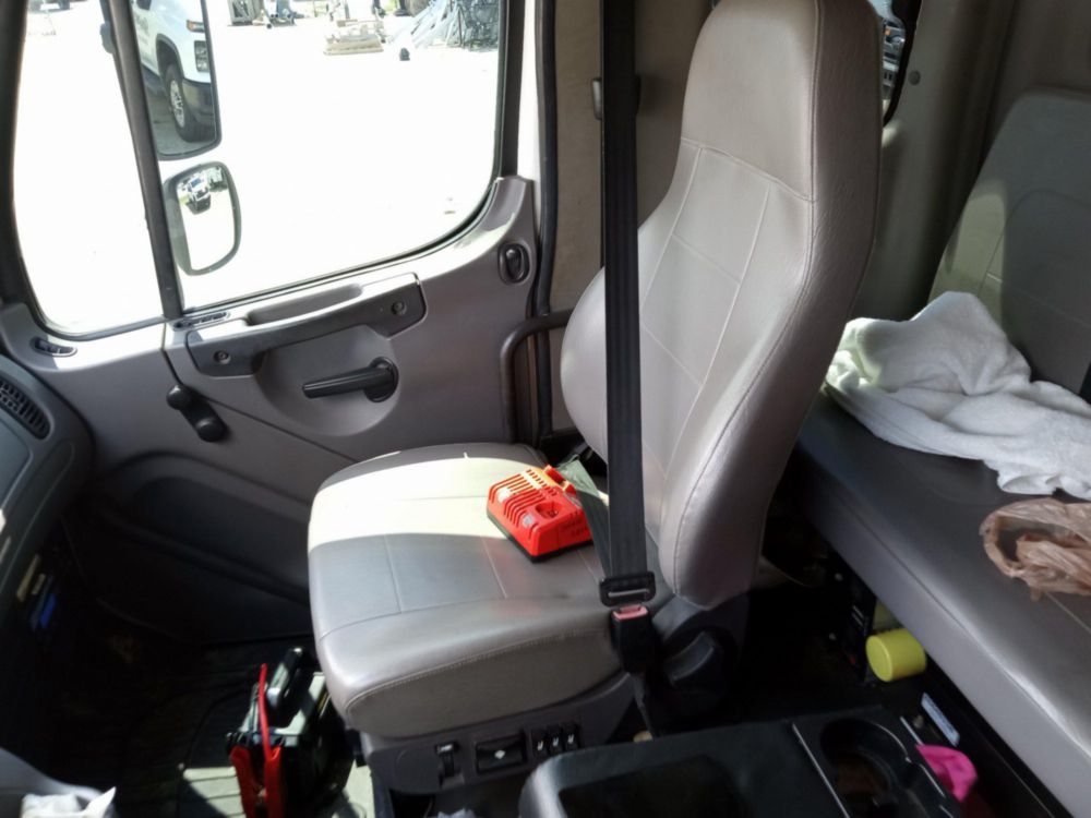 2014 Freightliner M2 4x2 Service Truck