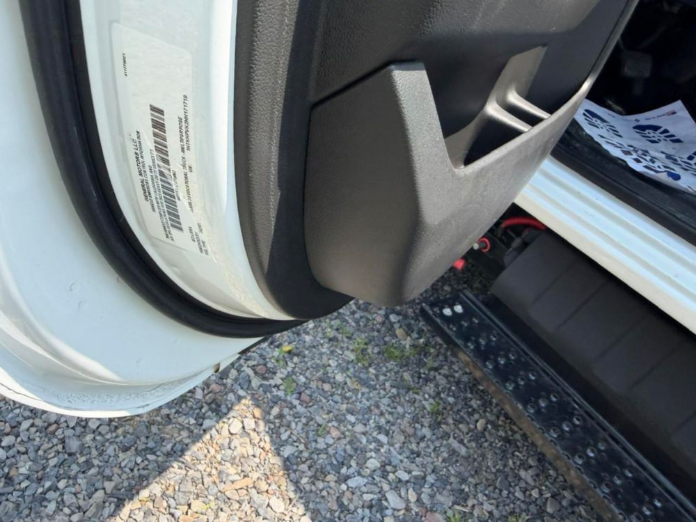 New 2022 Chevrolet 5500 4x2 Posi+ 700-40 Cable Placer Truck