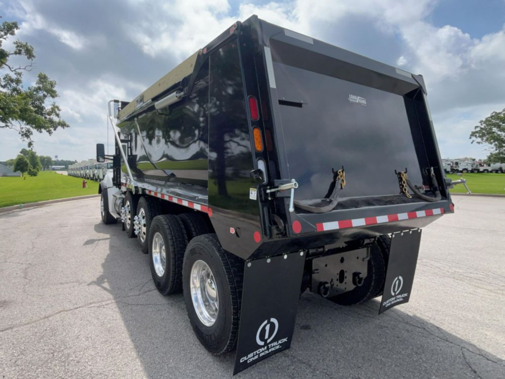 2027 Kenworth T880 10x4 Dump Truck