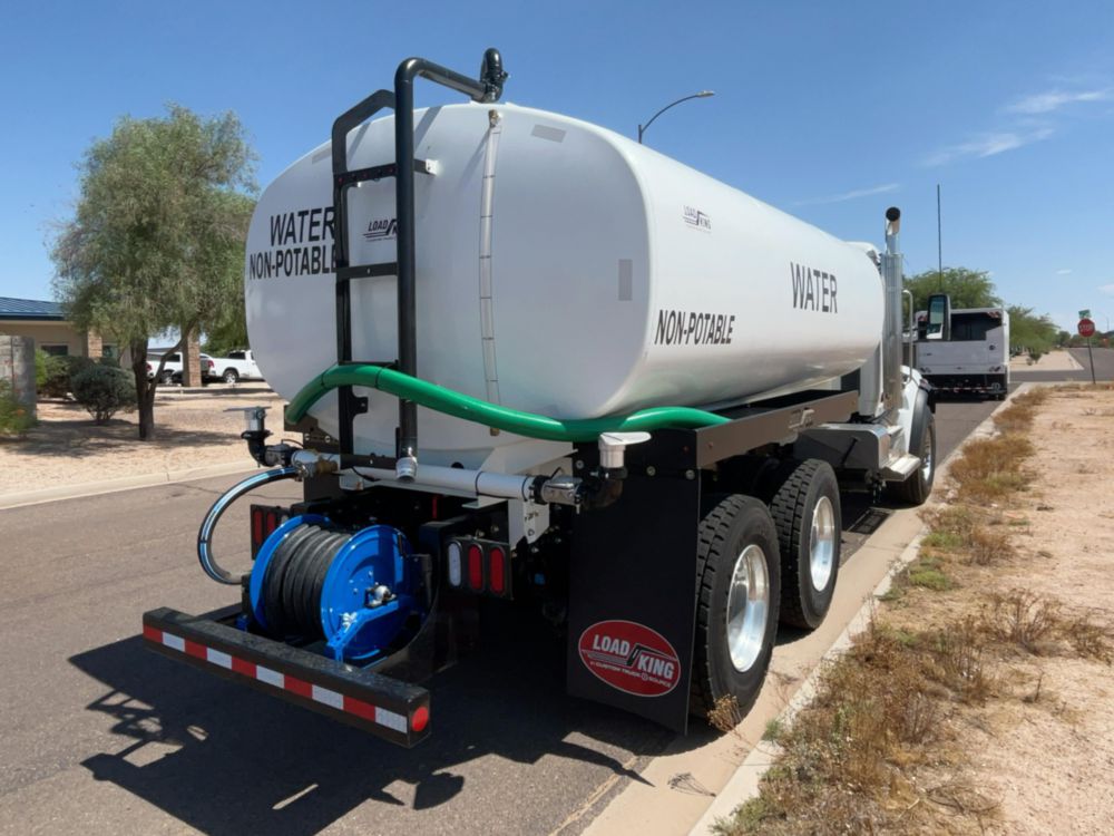 2025 Peterbilt 548 6x4 Load King LKW4000CF Water Truck