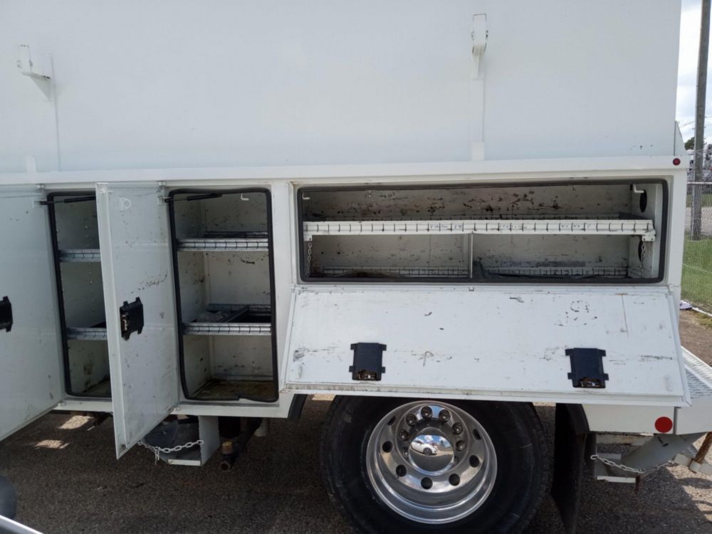 2014 Freightliner M2 4x2 Service Truck