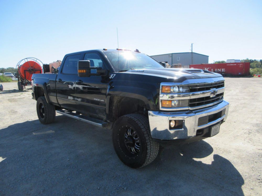 2019 Chevrolet 2500 Crew Cab 4x4 Pickup Truck