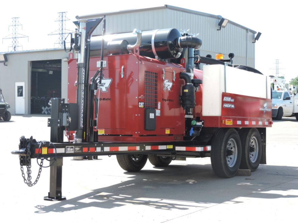 550 gal 200 gal 600 CFM / 15" Trailer-Mounted Hydrovac
