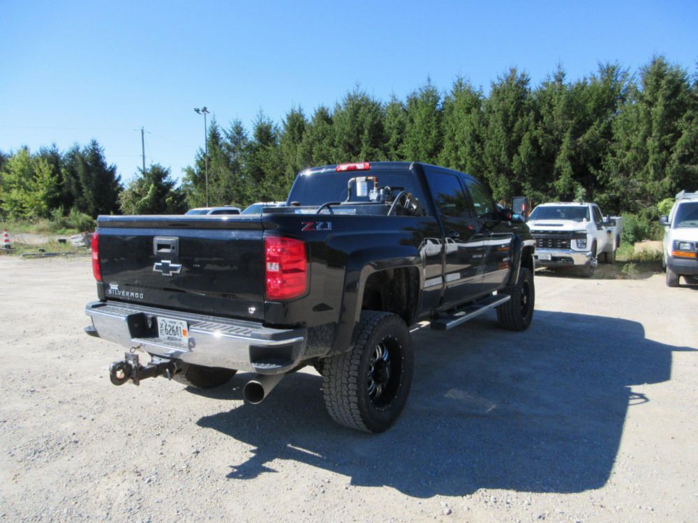 2019 Chevrolet 2500 Crew Cab 4x4 Pickup Truck