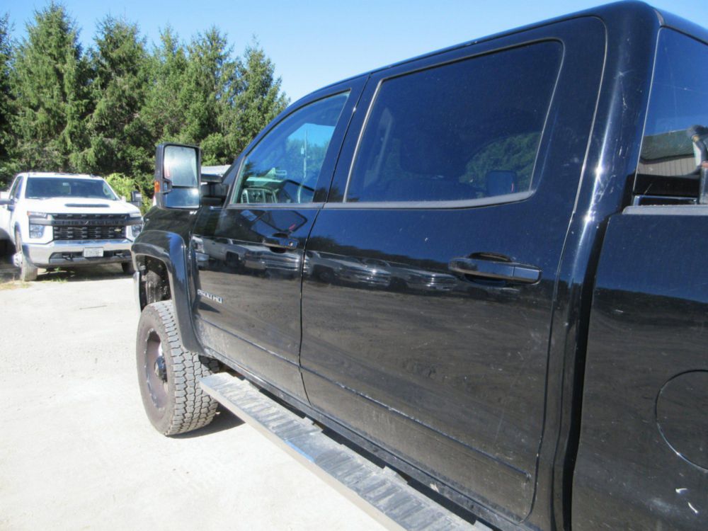 2019 Chevrolet 2500 Crew Cab 4x4 Pickup Truck