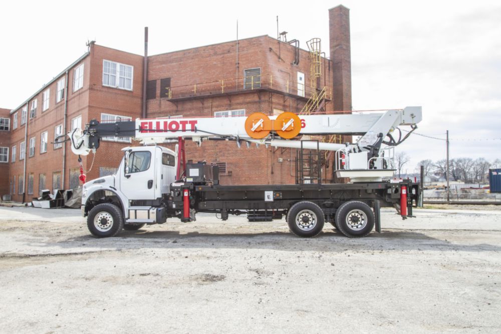 86 ft 50,000 lbs Digger Derrick