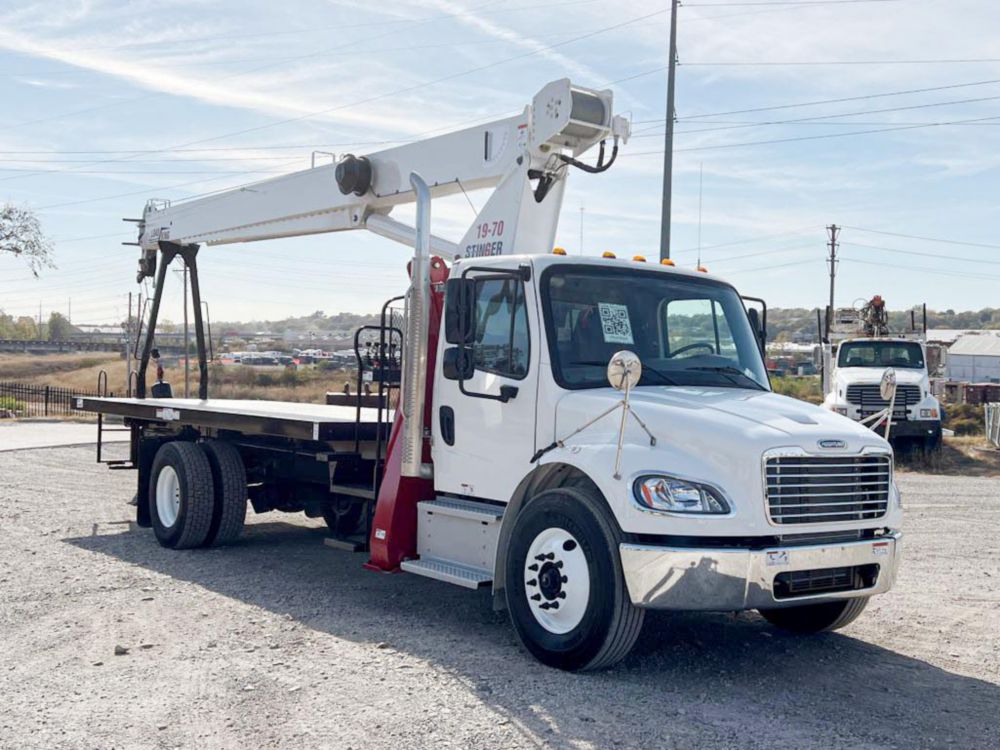 2027 Freightliner M2106 4x2 Load King STINGER 19-70 Boom Truck