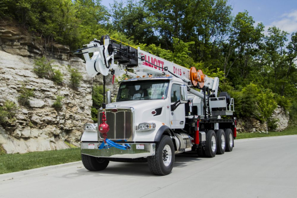 117 ft 50,000 lbs Digger Derrick