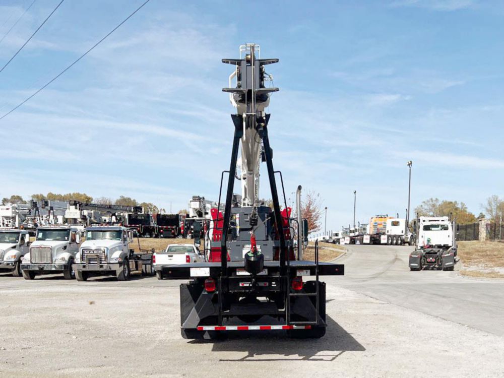 2027 Freightliner M2106 4x2 Load King STINGER 19-70 Boom Truck