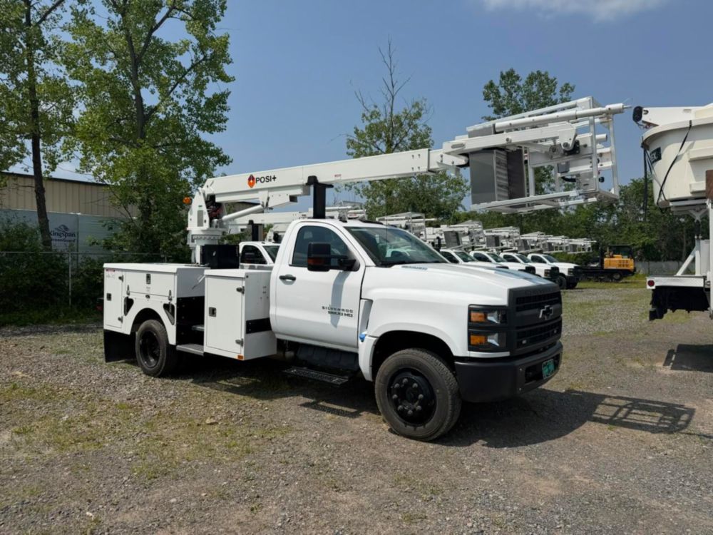 2022 Chevrolet 5500 4x2 Posi+ 700-40 Cable Placer Truck