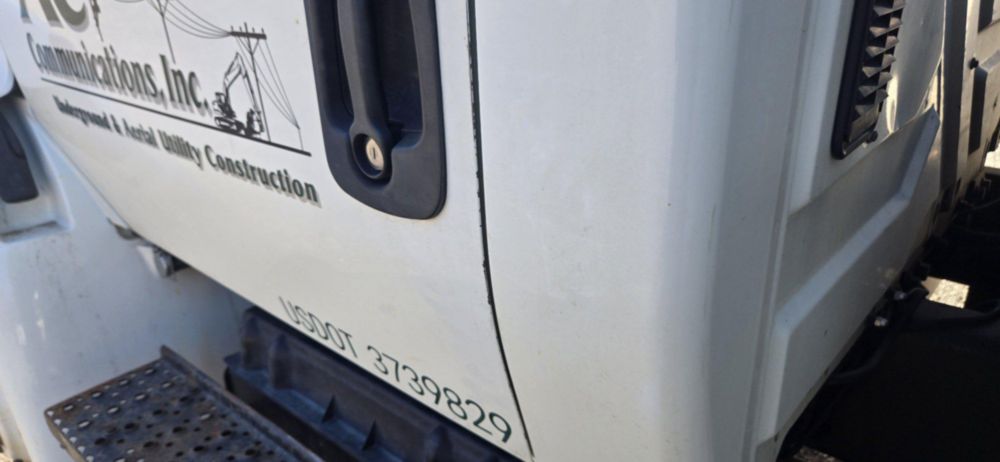 2007 Int'l 4300 Altec T40C Cable Placer Truck