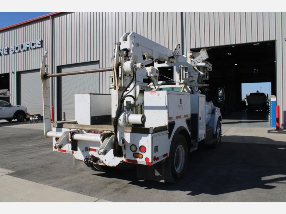 ETI 800-40 Cable Placer on 2017 Ford F650 4x2