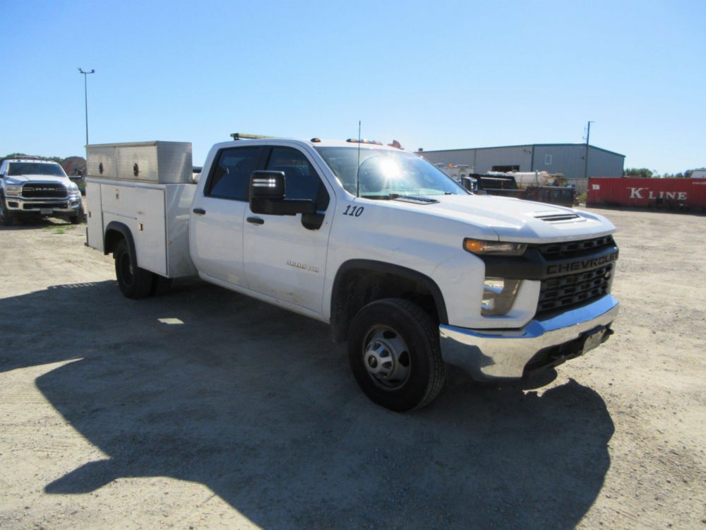2023 Chevrolet 3500 Diesel 4x4 Service Truck