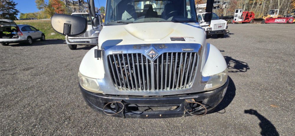 2007 Int'l 4300 Altec T40C Cable Placer Truck