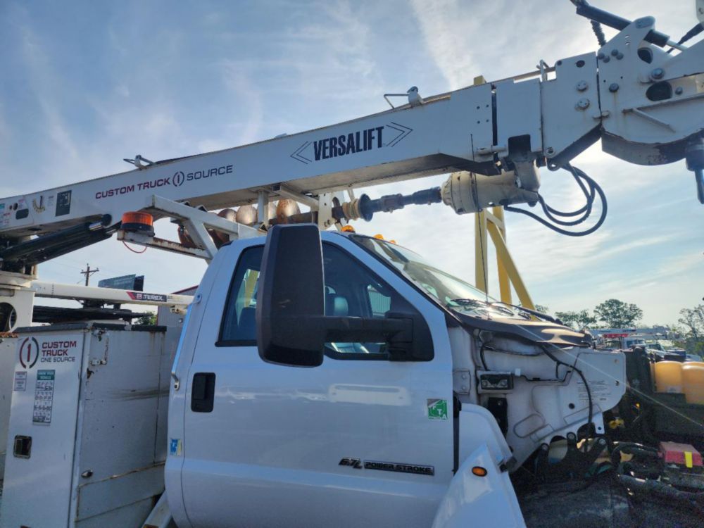 2019 Ford F-750 Diesel 4x2 Versalift TMD-2047T Digger Derrick Truck