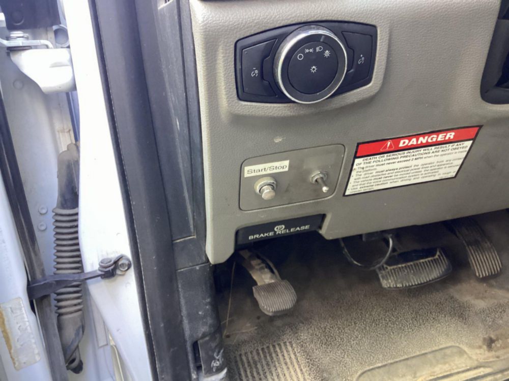 2018 Ford F-550 4x2 Posi Plus 700-40 Bucket Truck.