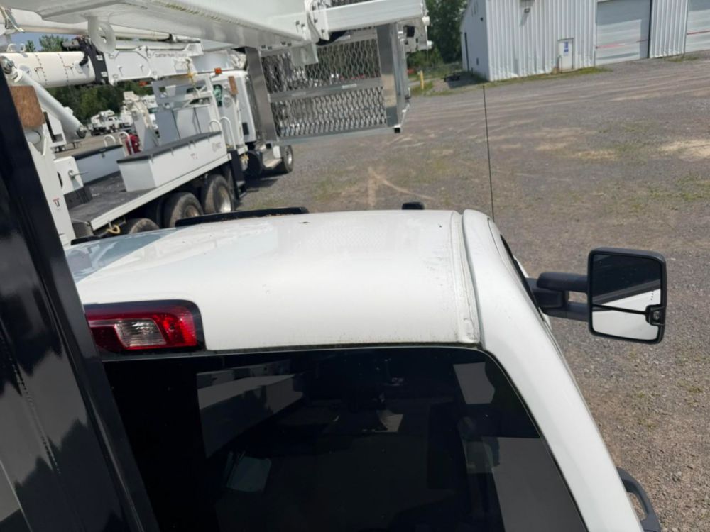 2022 Chevrolet 5500 4x2 Posi+ 700-40 Cable Placer Truck
