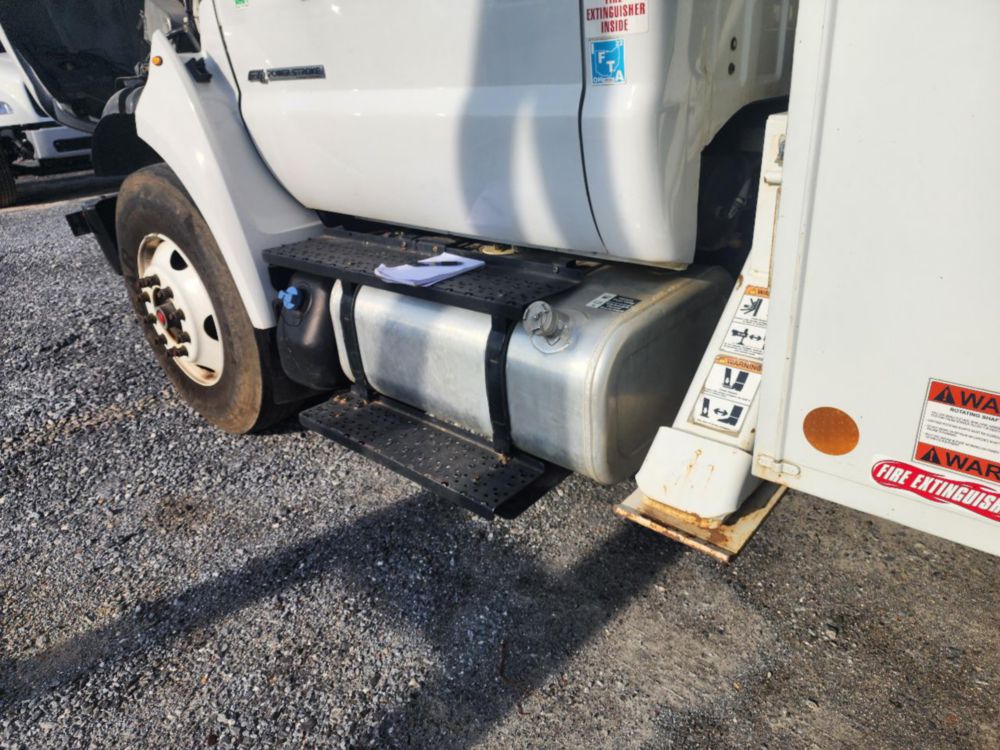 2019 Ford F-750 Diesel 4x2 Versalift TMD-2047T Digger Derrick Truck