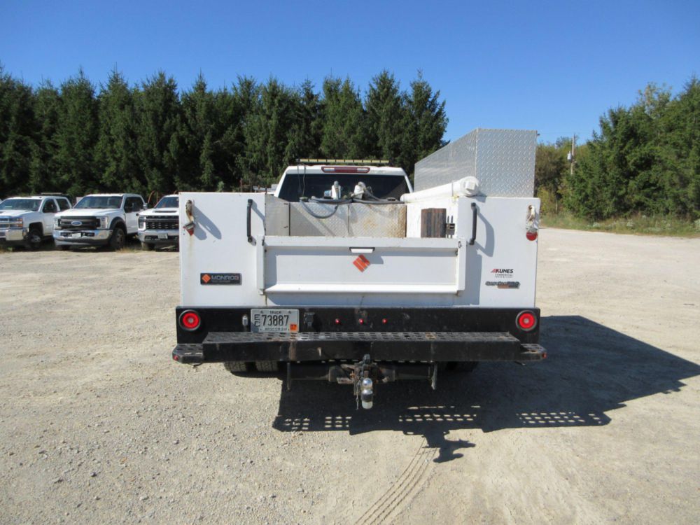 2023 Chevrolet 3500 Diesel 4x4 Service Truck