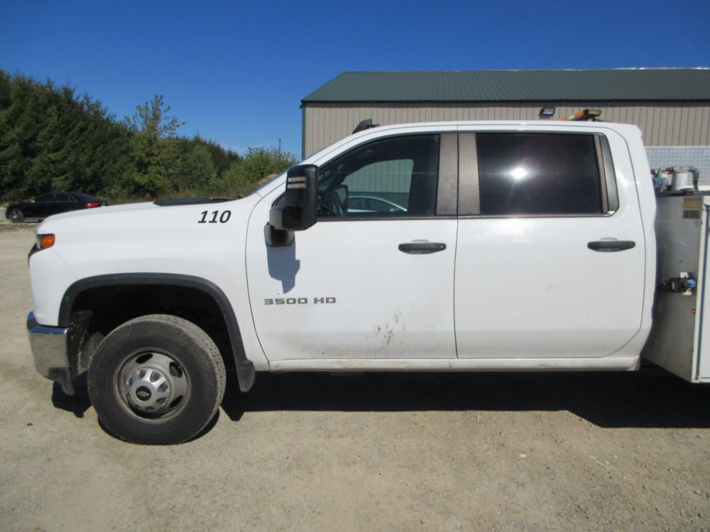 2023 Chevrolet 3500 Diesel 4x4 Service Truck