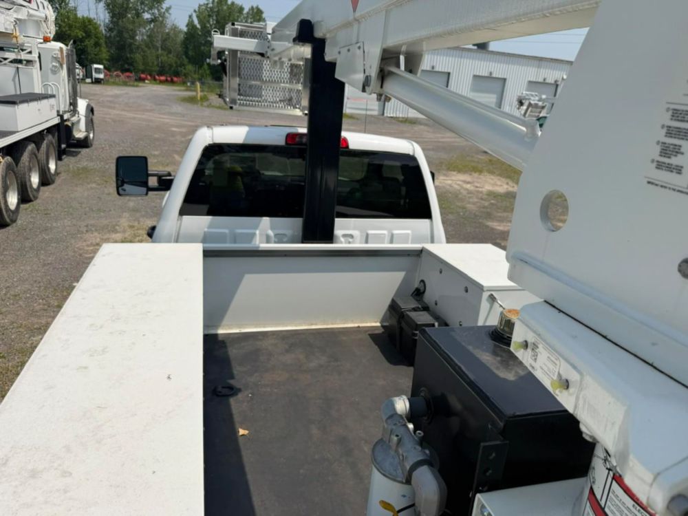 2022 Chevrolet 5500 4x2 Posi+ 700-40 Cable Placer Truck