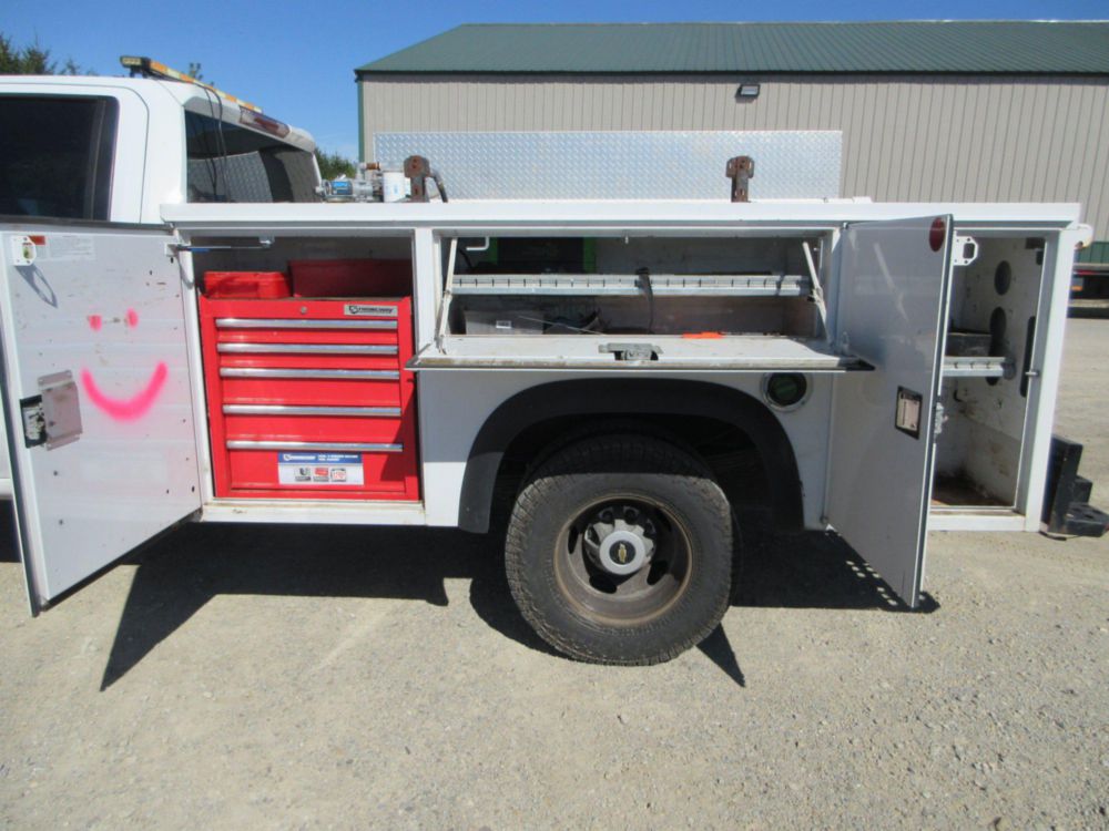 2023 Chevrolet 3500 Diesel 4x4 Service Truck