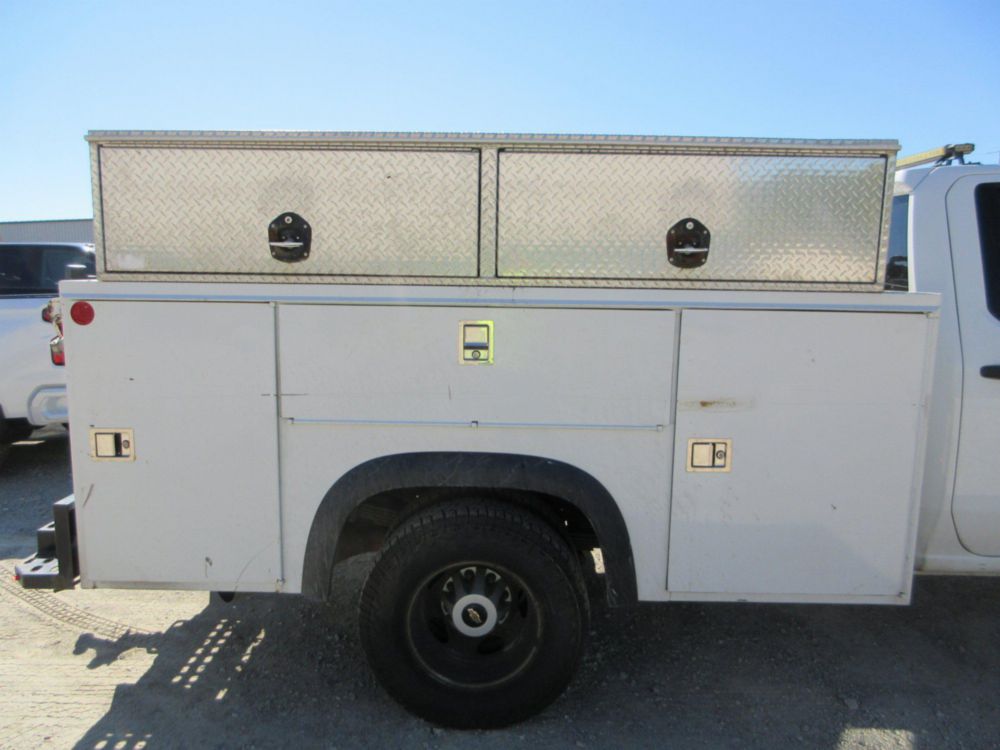 2023 Chevrolet 3500 Diesel 4x4 Service Truck