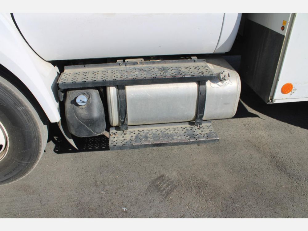 ETI 800-40 Cable Placer on 2017 Ford F650 4x2