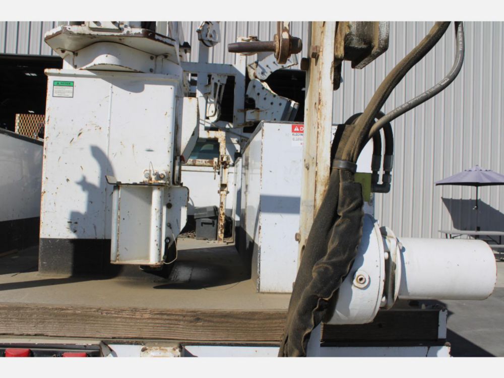 ETI 800-40 Cable Placer on 2017 Ford F650 4x2