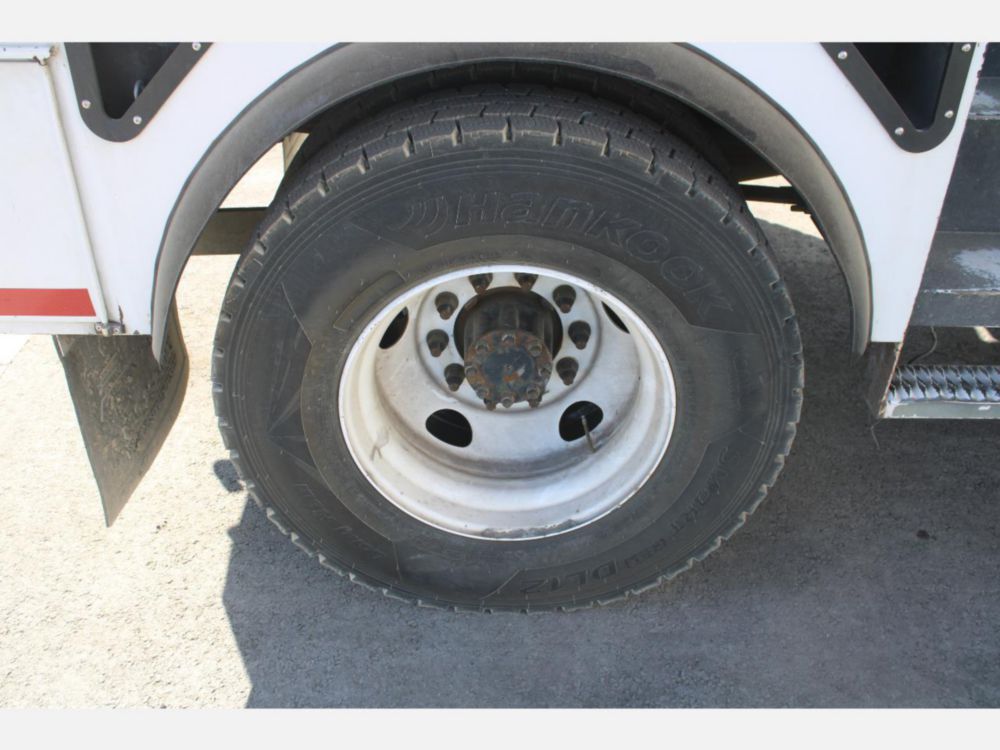 ETI 800-40 Cable Placer on 2017 Ford F650 4x2