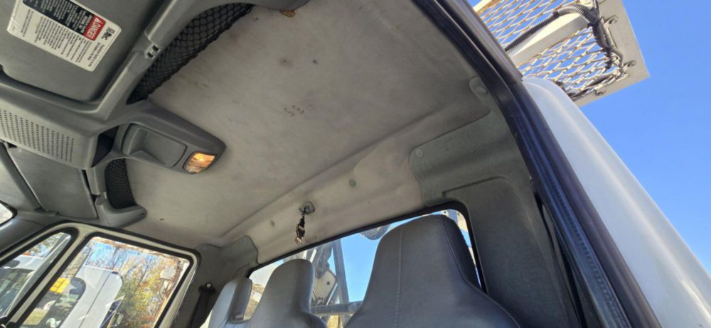 2007 Int'l 4300 Altec T40C Cable Placer Truck