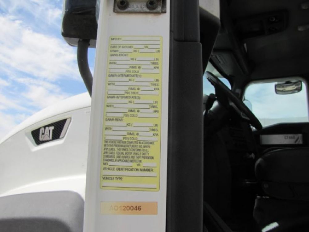 2013 Caterpillar CT660 6x4 Terex Utilities TCX65/100 Bucket Truck