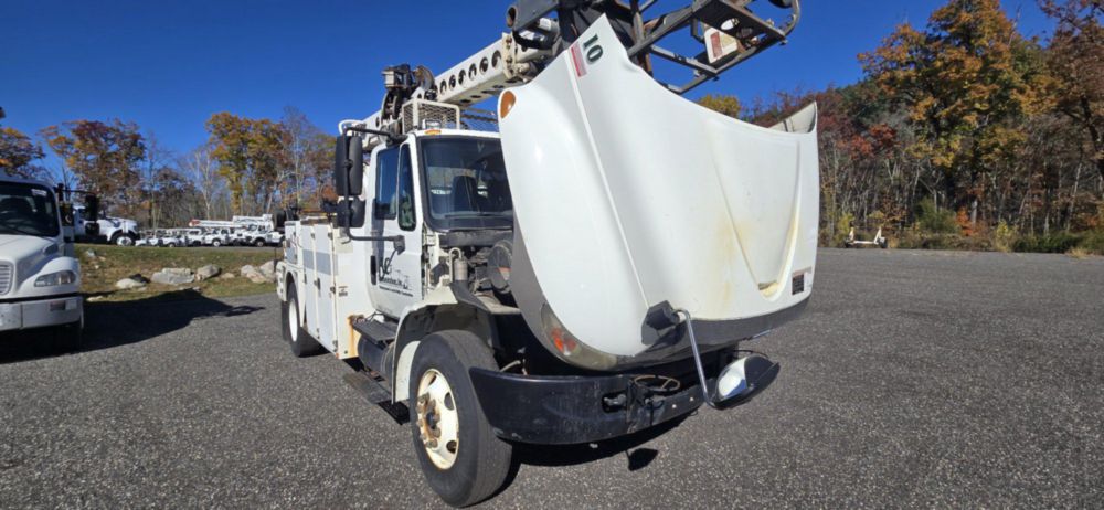 2007 Int'l 4300 Altec T40C Cable Placer Truck