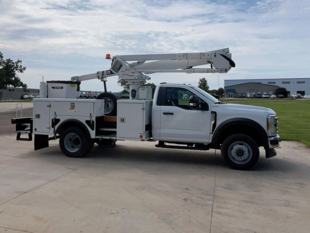 2026 Ford F600 4x4 Terex Utilities LT40 Bucket Truck